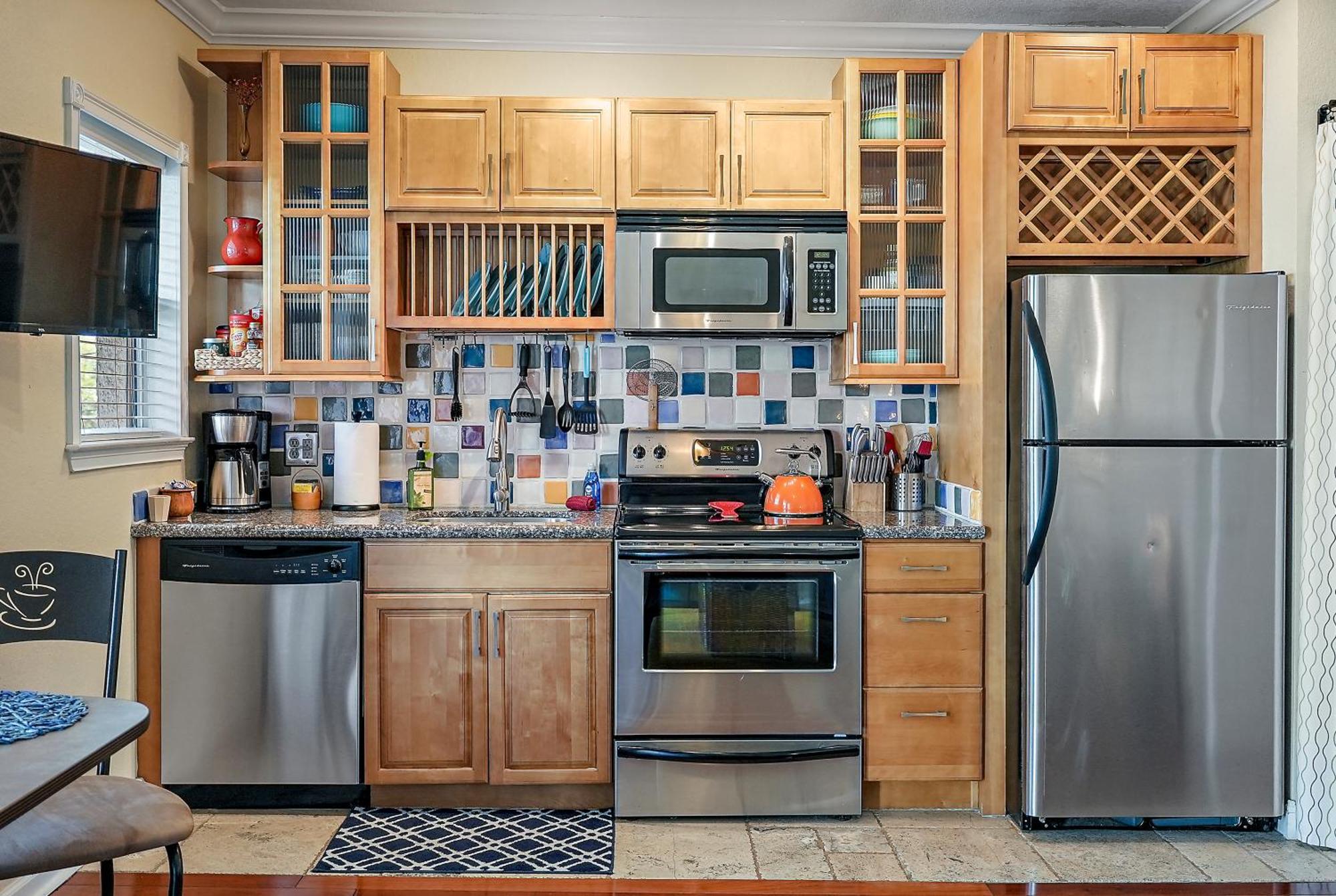 Wine-Dine-Sunshine Cozy Flat In The Heart Of Dtsp Villa St. Petersburg Exteriör bild