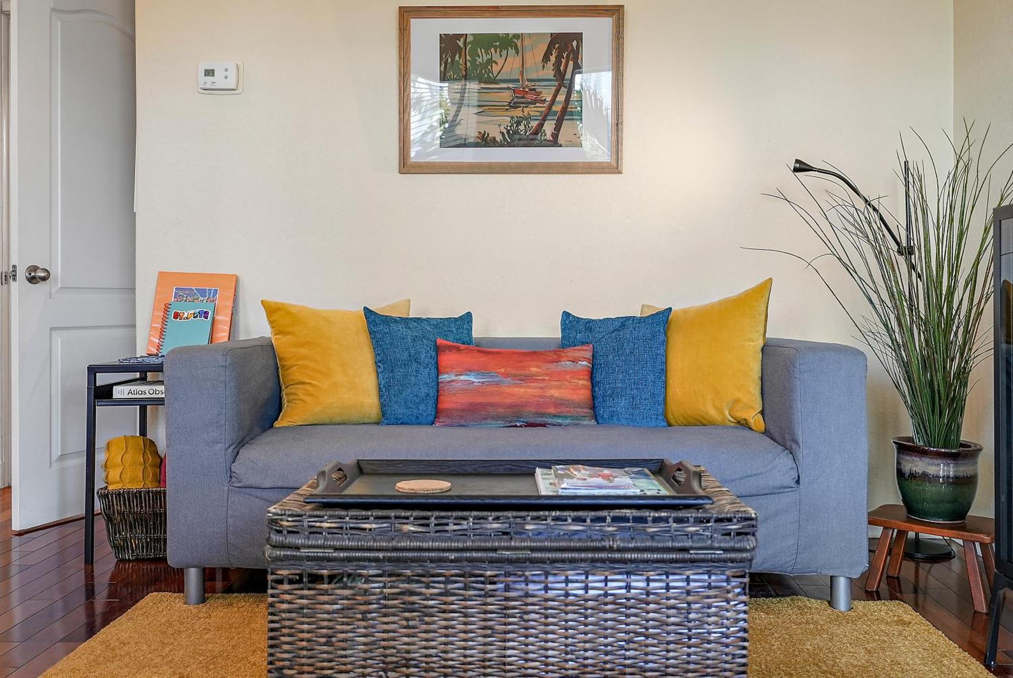 Wine-Dine-Sunshine Cozy Flat In The Heart Of Dtsp Villa St. Petersburg Exteriör bild