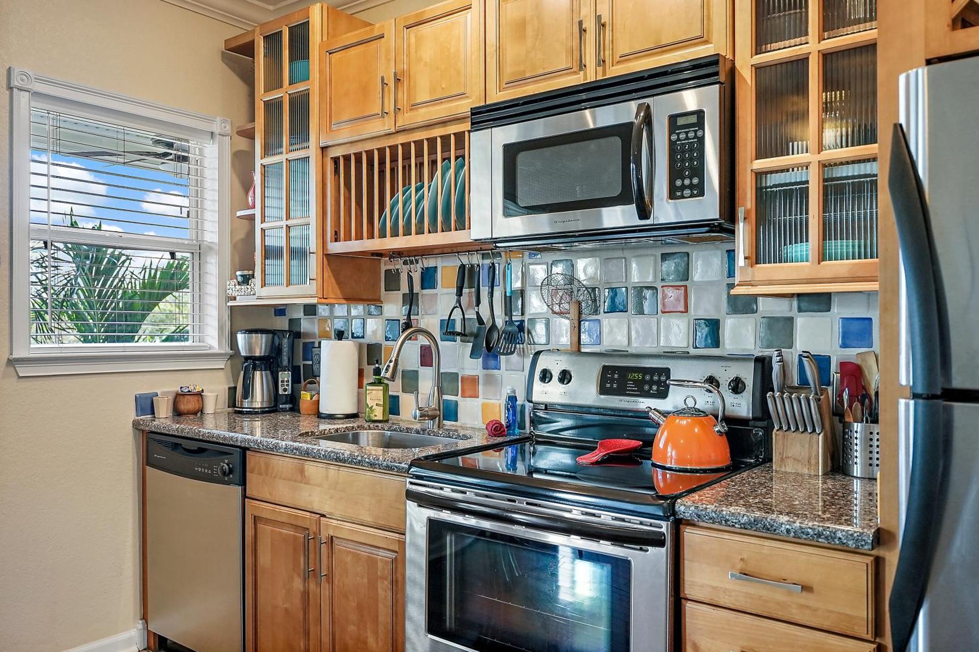 Wine-Dine-Sunshine Cozy Flat In The Heart Of Dtsp Villa St. Petersburg Exteriör bild